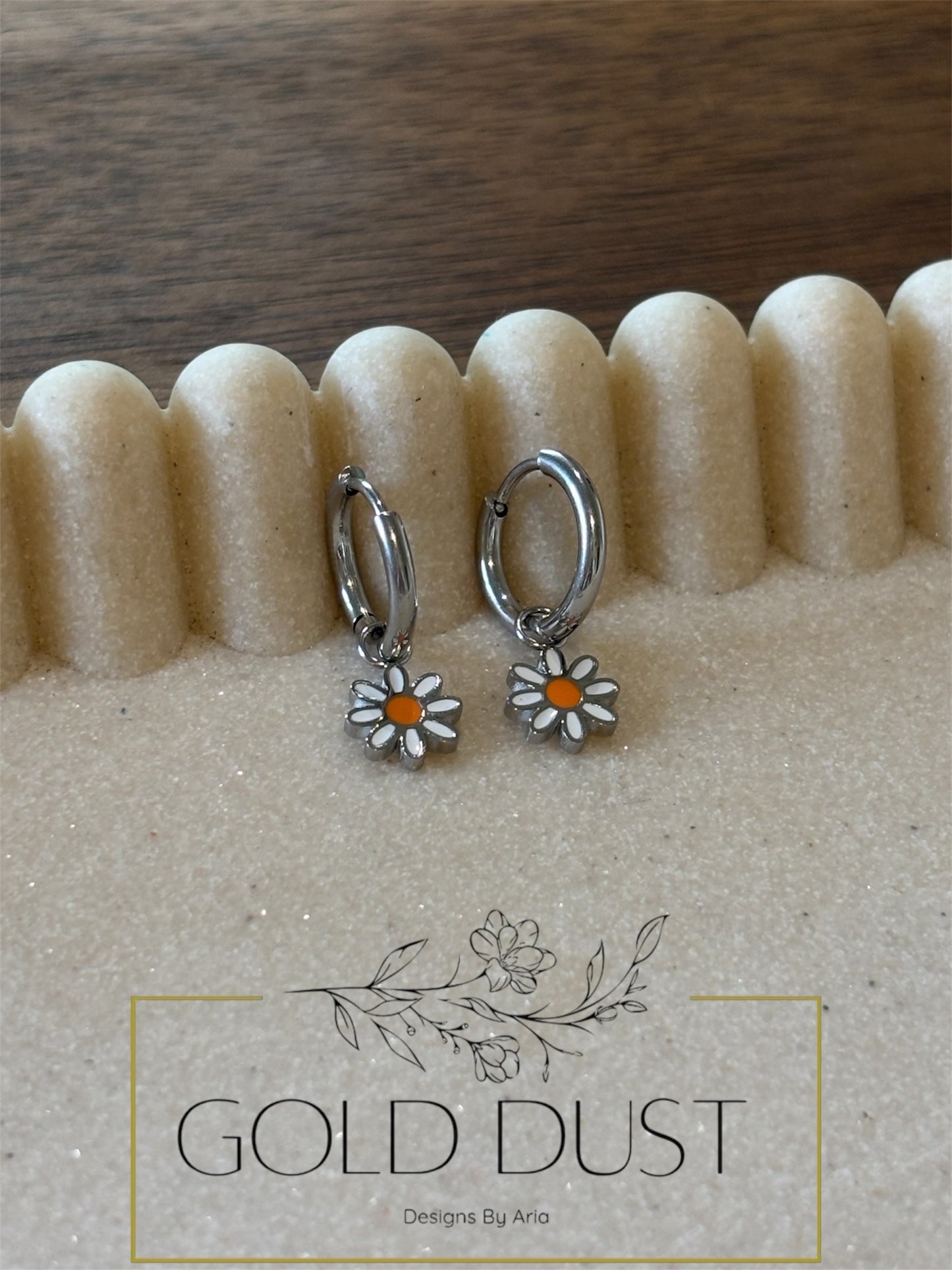 Daisy Dangles